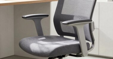 comfortable support for editing