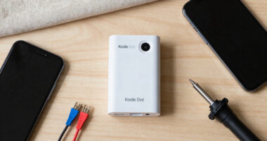 Kode Dot Programmable pocket device for makers, pentesters and geeks