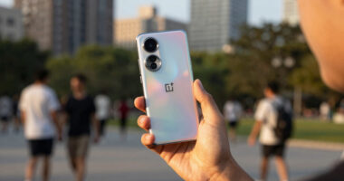 OnePlus Halts Operations In USA And Europe